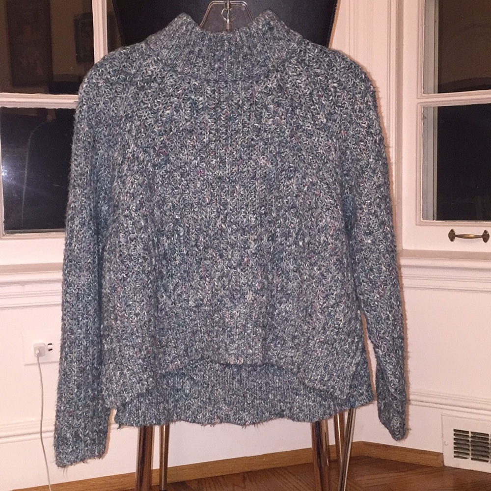 Urban Outfitters Knit Turtleneck - XS
